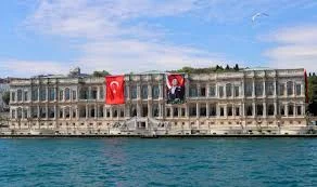 Çırağan Sarayı